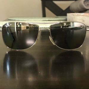 Men’s sunglasses